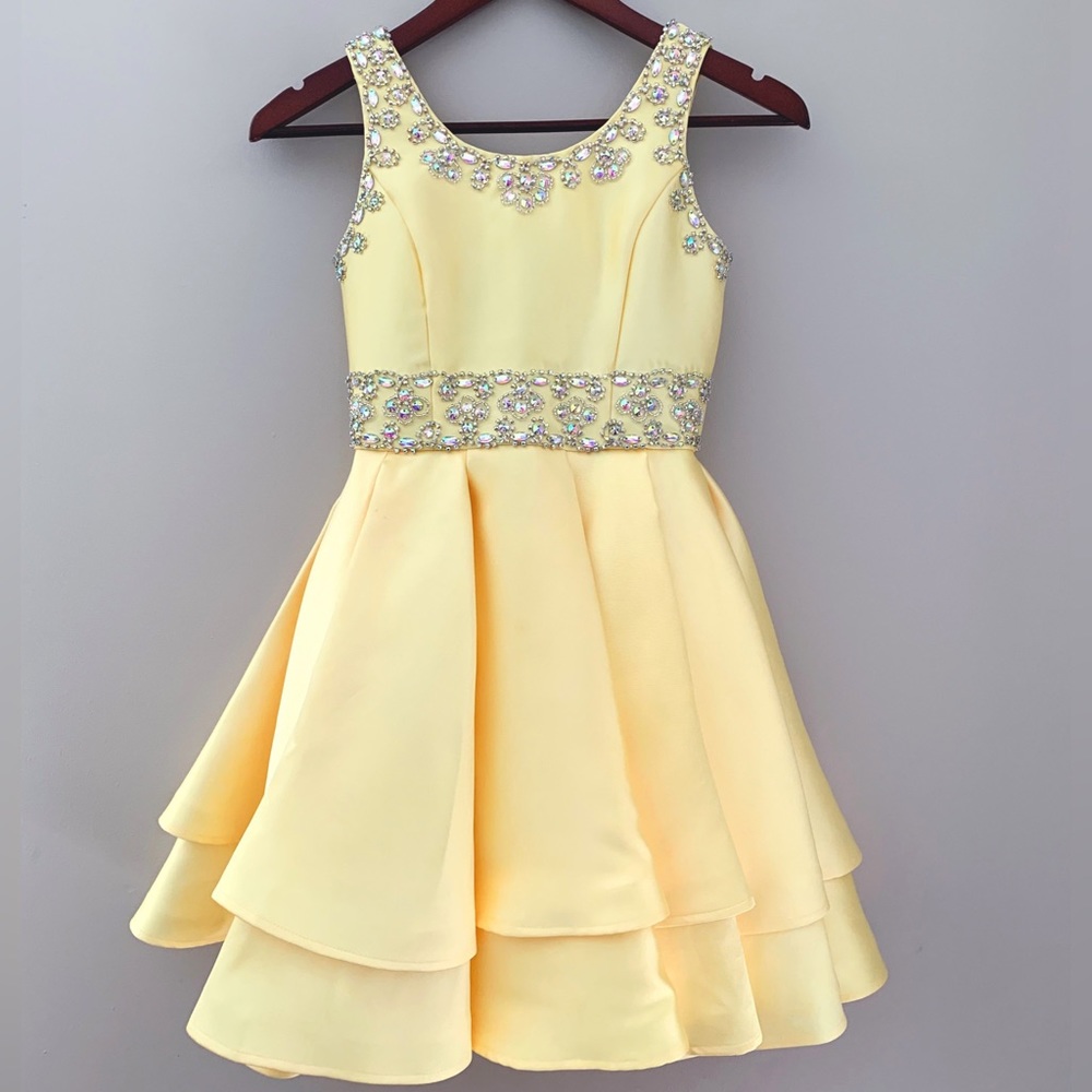 EUC Yellow Short Prom /Pageant Dress size 11 girls - Picture 2 of 6